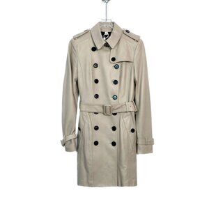 Burberry Women’s beige double-breasted lambskin coat
